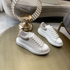 Alexander Mcqueen Low Shoes